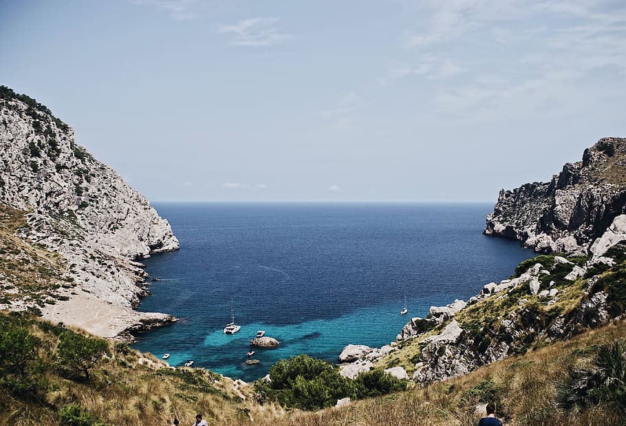 spain, majorca, trees, boat, yacht, rocks, rocky, shadows, color HD wallpaper