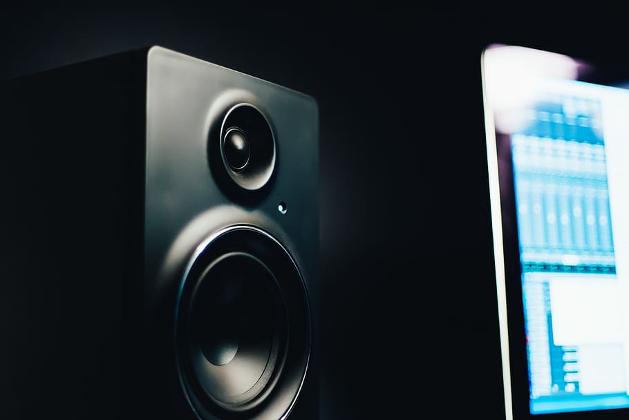 speaker, radio, studio, recording, apple, office, music, product, HD wallpaper