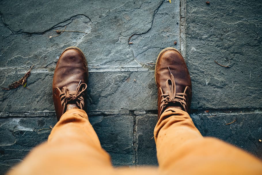 fall, autumn, feet, laces, shoes, boots, ground, mood, dark HD wallpaper