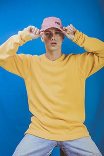 Man Wearing Cap, blue background, casual, cute, facial expression HD wallpaper