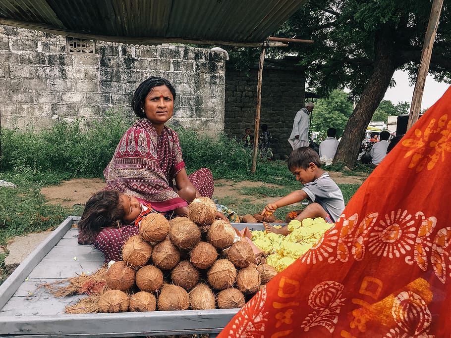 india, mailapur, unnamed road, vendor, mother, child, local, HD wallpaper