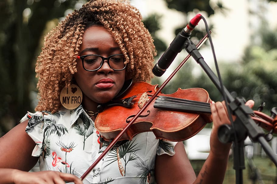 one unknown person playing violin, one person, real people, front view HD wallpaper