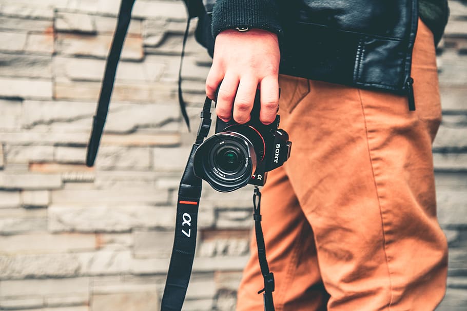 Sony, alpha, Sony alpha, camera, photographer, walking, lens HD wallpaper