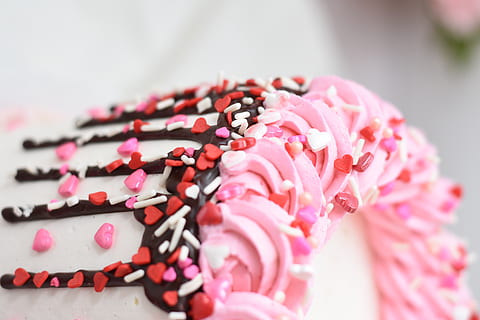 pink icy cake, cream, food, dessert, creme, icing, sweets, confectionery HD wallpaper