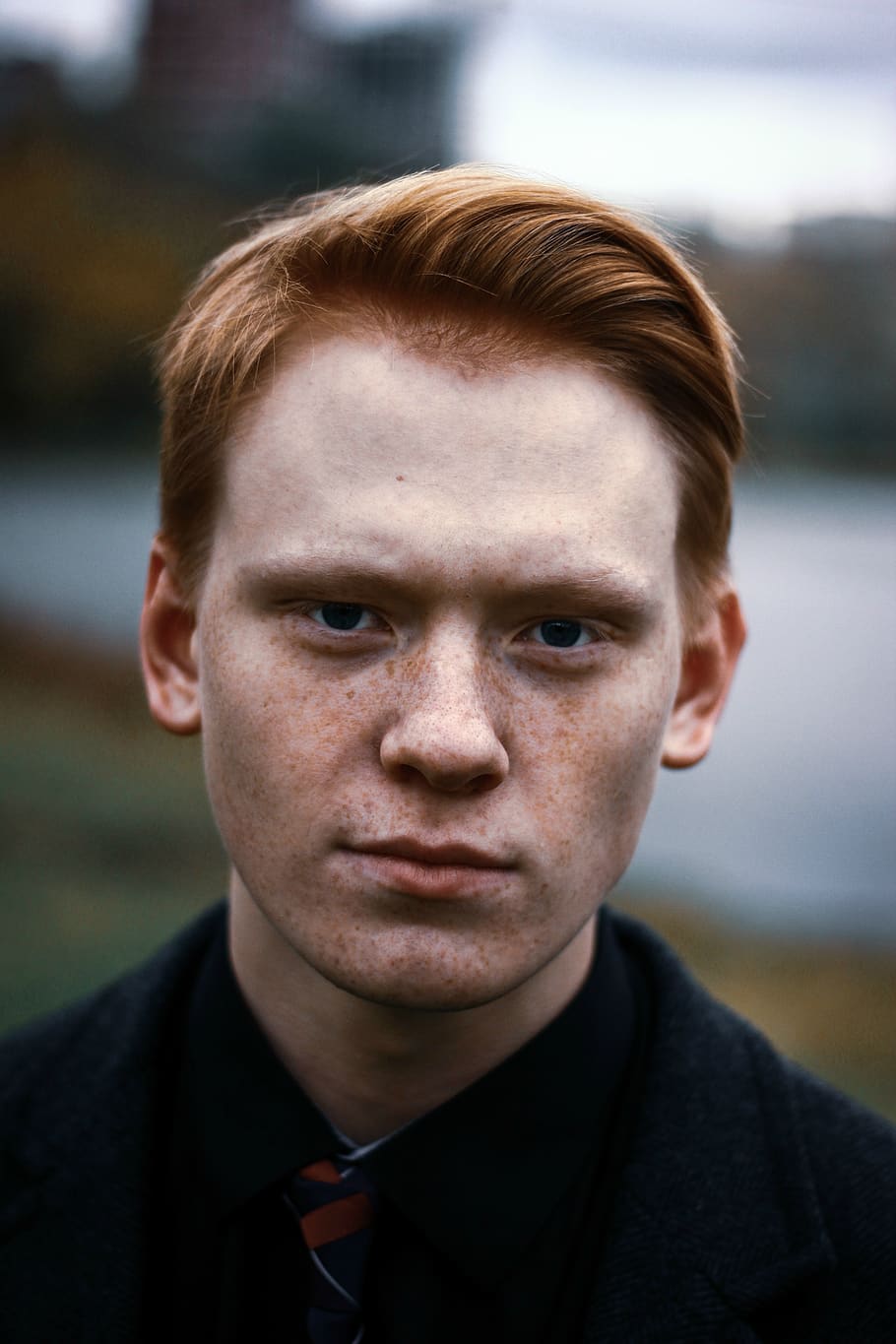 man in black top, portrait, headshot, looking at camera, one person HD wallpaper