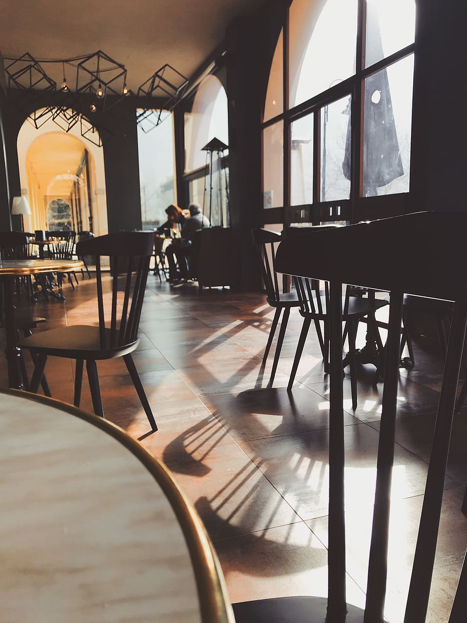 Photo of Black Wooden Dining Chair on Restaurant, architecture HD wallpaper