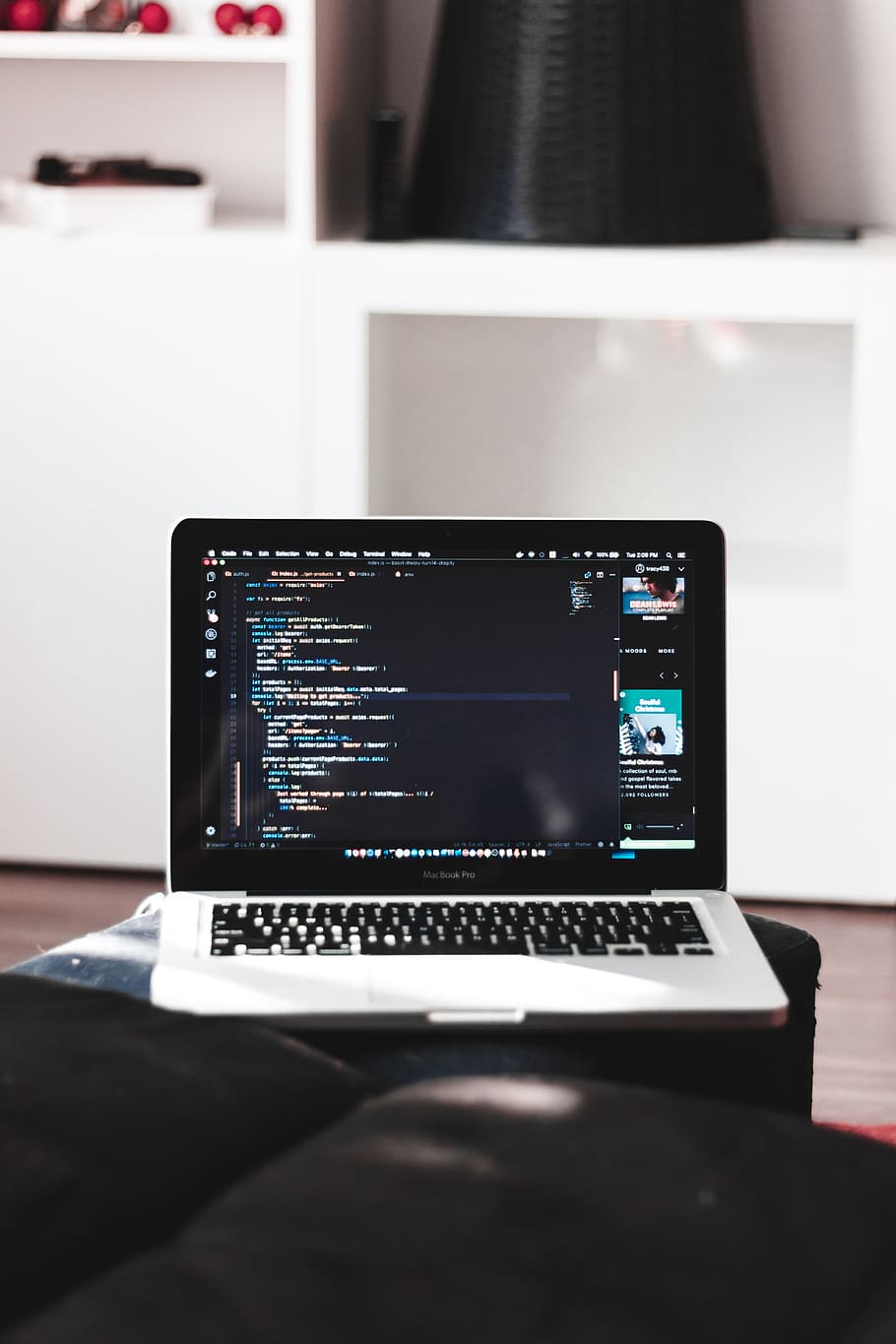 turned-on MacBook Pro, technology, wireless technology, communication HD wallpaper