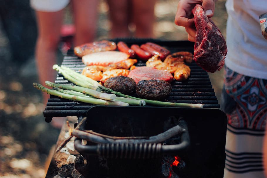 person grilling meat, food and drink, barbecue, barbecue grill HD wallpaper