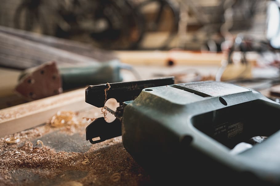 Black Jigsaw Tool, blur, close-up, tools, wood, workplace, workshop HD wallpaper