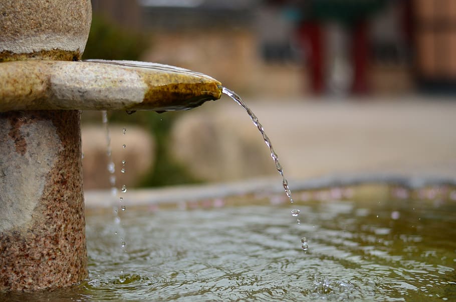 gutter, water, drop, focus on foreground, motion, fountain HD wallpaper