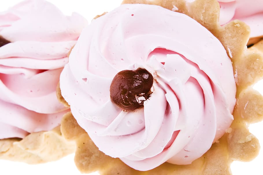 baked, bun, cake, cup, cupcake, dessert, food, fresh, isolated HD wallpaper