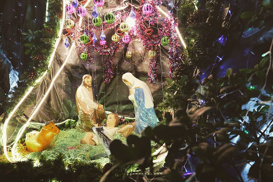 Nativity Scene Christmas Decor, celebration, christmas balls, HD wallpaper