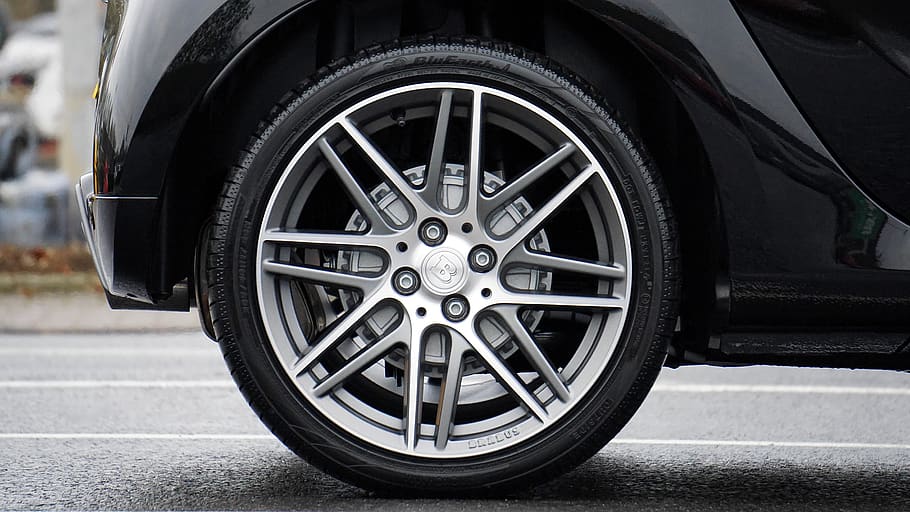 Close-up Photograph of Chrome Vehicle Wheel, automobile, automotive