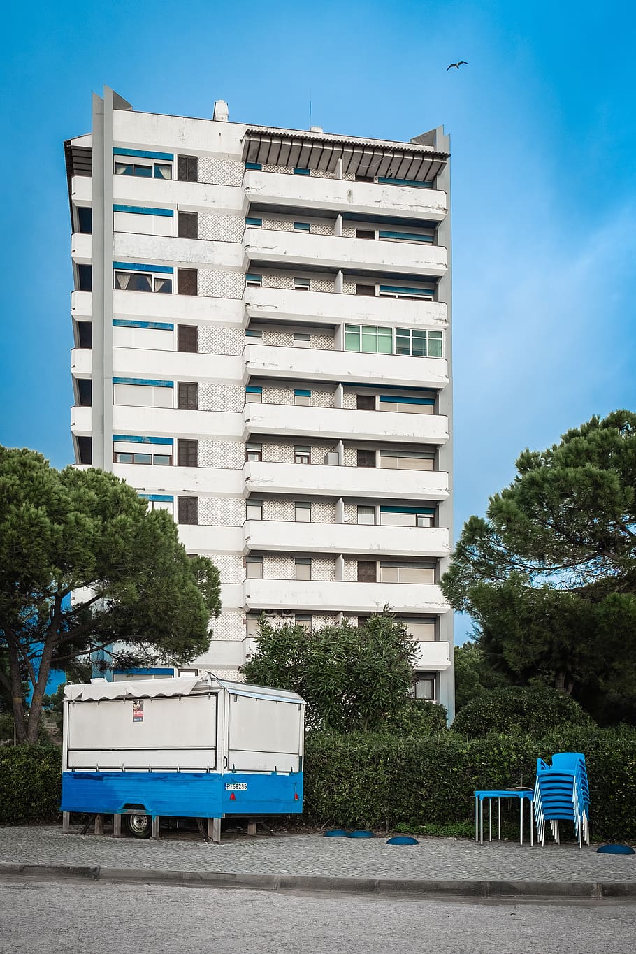 skyscraper, blue, algarve, architecture, building, facade, city HD wallpaper