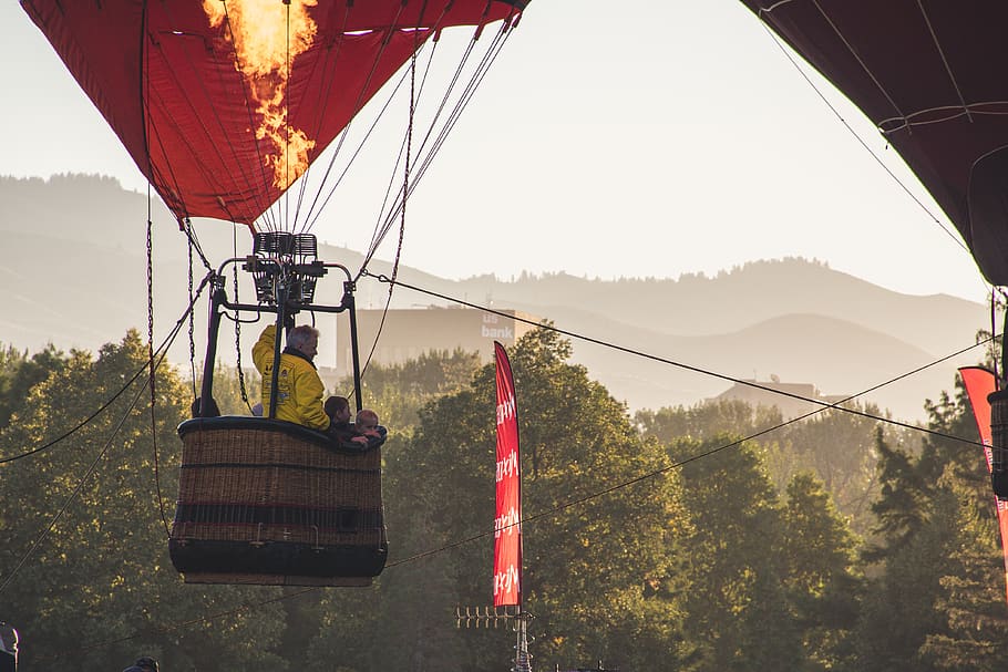 Person in Hot Air Balloon, action, activity, adventure, bright HD wallpaper