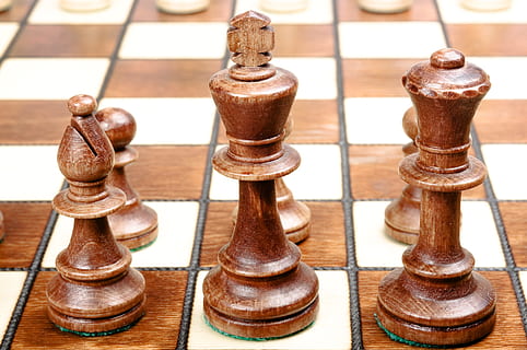 chess, board, brown, business, challenge, chessboard, clever HD wallpaper