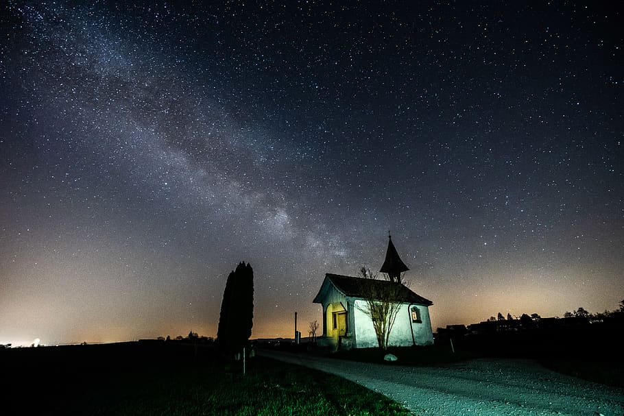 house beside road, nature, outdoors, night, switzerland, leutmerken HD wallpaper
