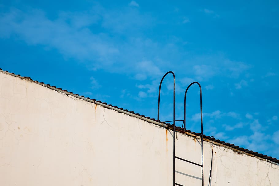 blue painted roof, building, architecture, blue sky, ladder, wall HD wallpaper
