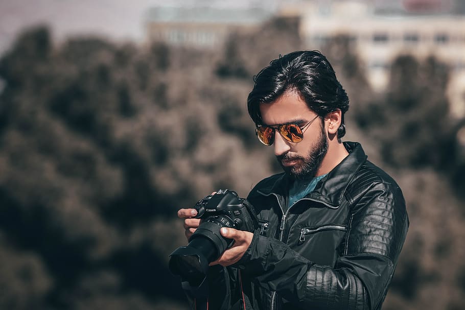 Selective Focus Photography of Man Holding Dslr Camera, adult HD wallpaper
