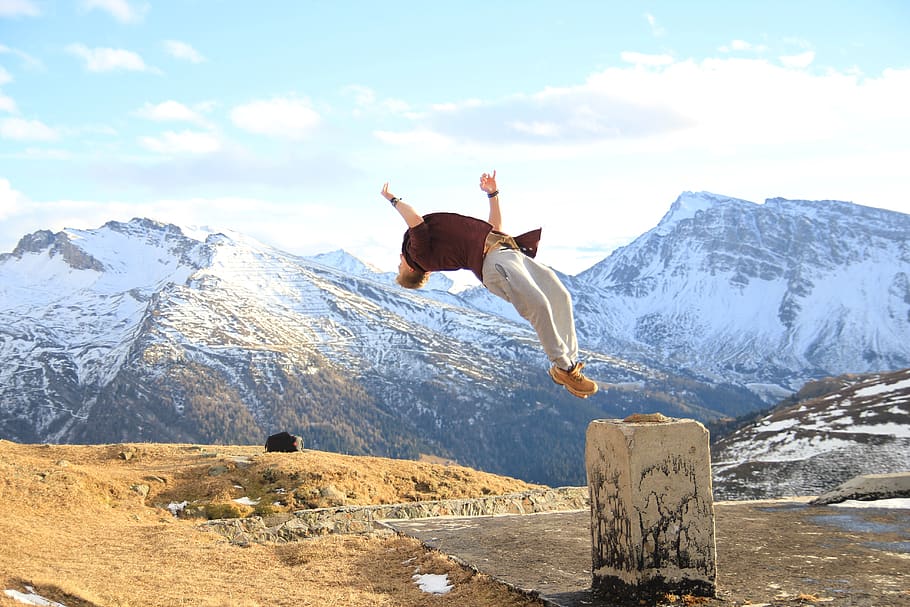acrobatics, somersault, mountains, wall runner, human, sport, HD wallpaper