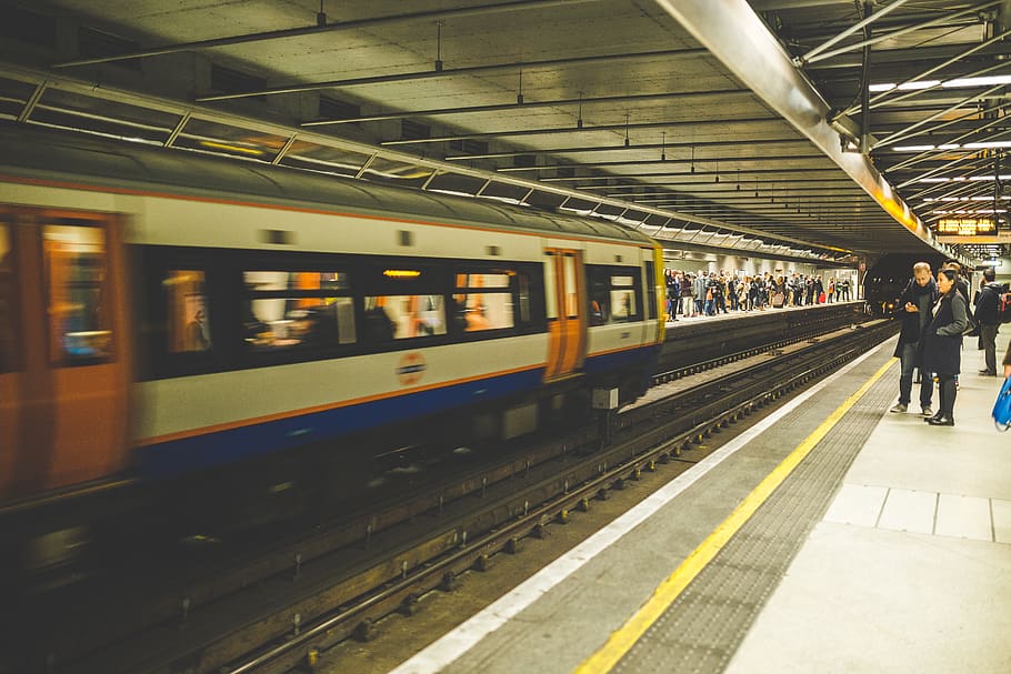 subway, metro, train, station, people, crowd, group, transportation HD wallpaper