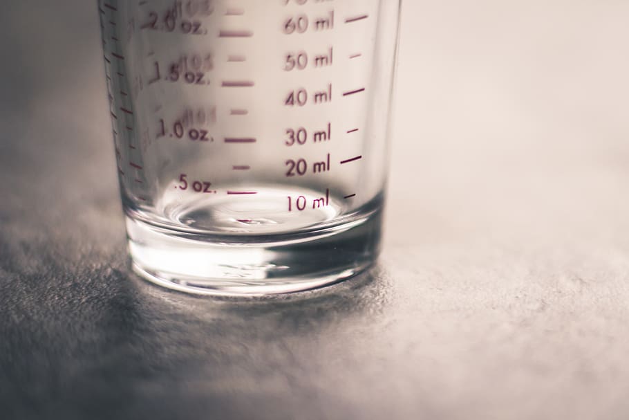 Clear Measuring Glass, blur, close-up, container, empty, measure HD wallpaper