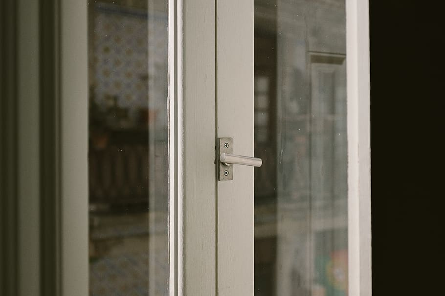 clear glass window, porto, door, portugal, handle, minimal, reflection HD wallpaper