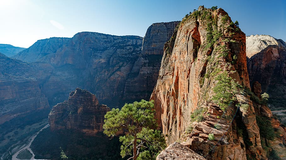 Angel mountain. Гора Сион фото. Гора ангелов.