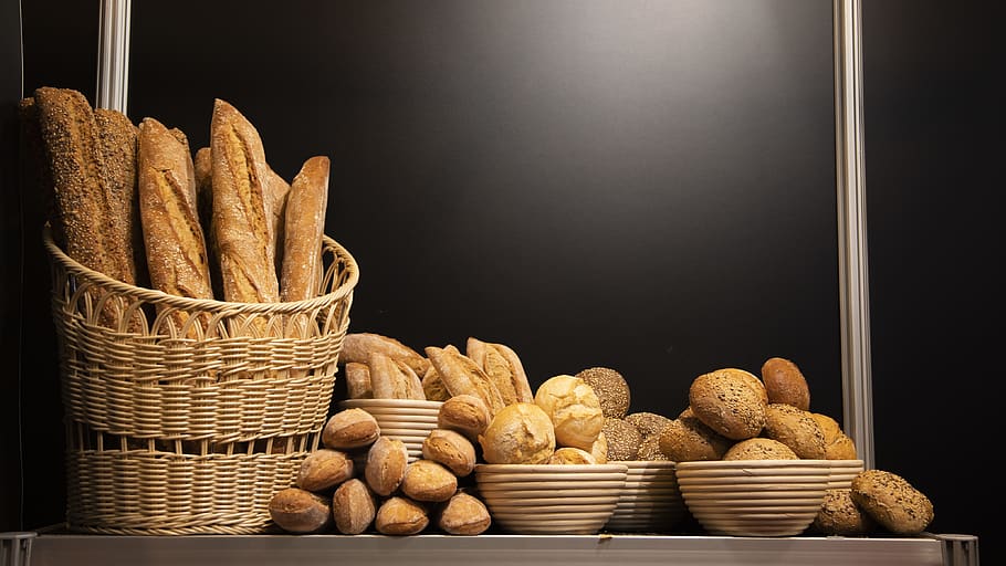 Breads in Basket and Bowl, assorted, baked, baked goods, bowls HD wallpaper