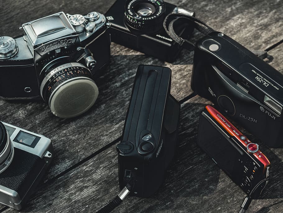 several point-and-shoot cameras with different colors, electronics, HD wallpaper