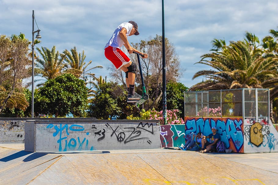 Man on Skateboard, balance, balancing, daylight, graffiti, jump HD wallpaper