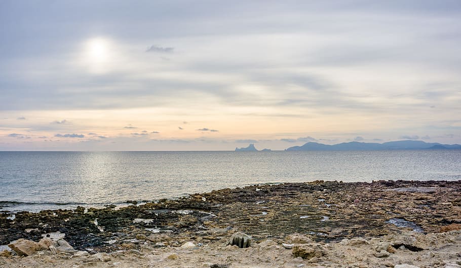 Gray Rocks Near Sea, beach, clouds, cloudy skies, dusk, horizon HD wallpaper