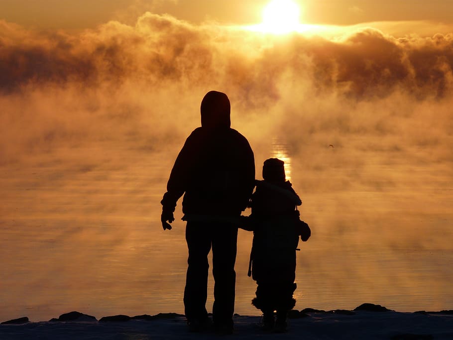 Silhouette Photography of Two Person during Sunset, beach, cloud HD wallpaper