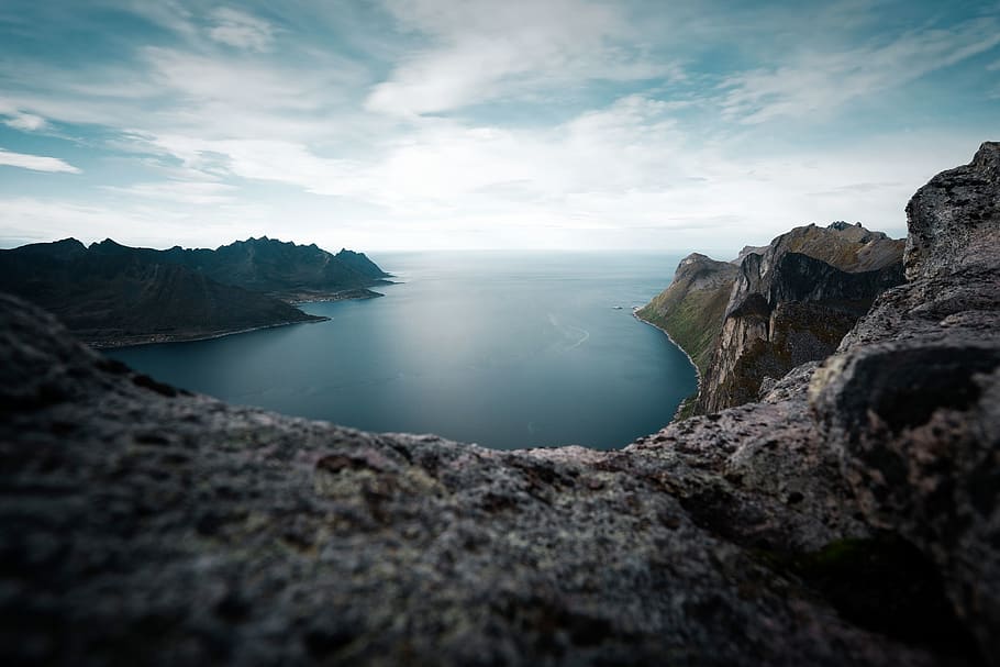 water between atch, sky, beauty in nature, scenics - nature, tranquil scene HD wallpaper