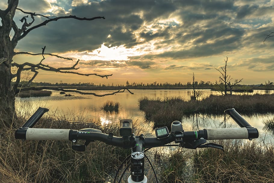 landscape, sunset, nature, evening, clouds, bicycle, mountainbike, HD wallpaper