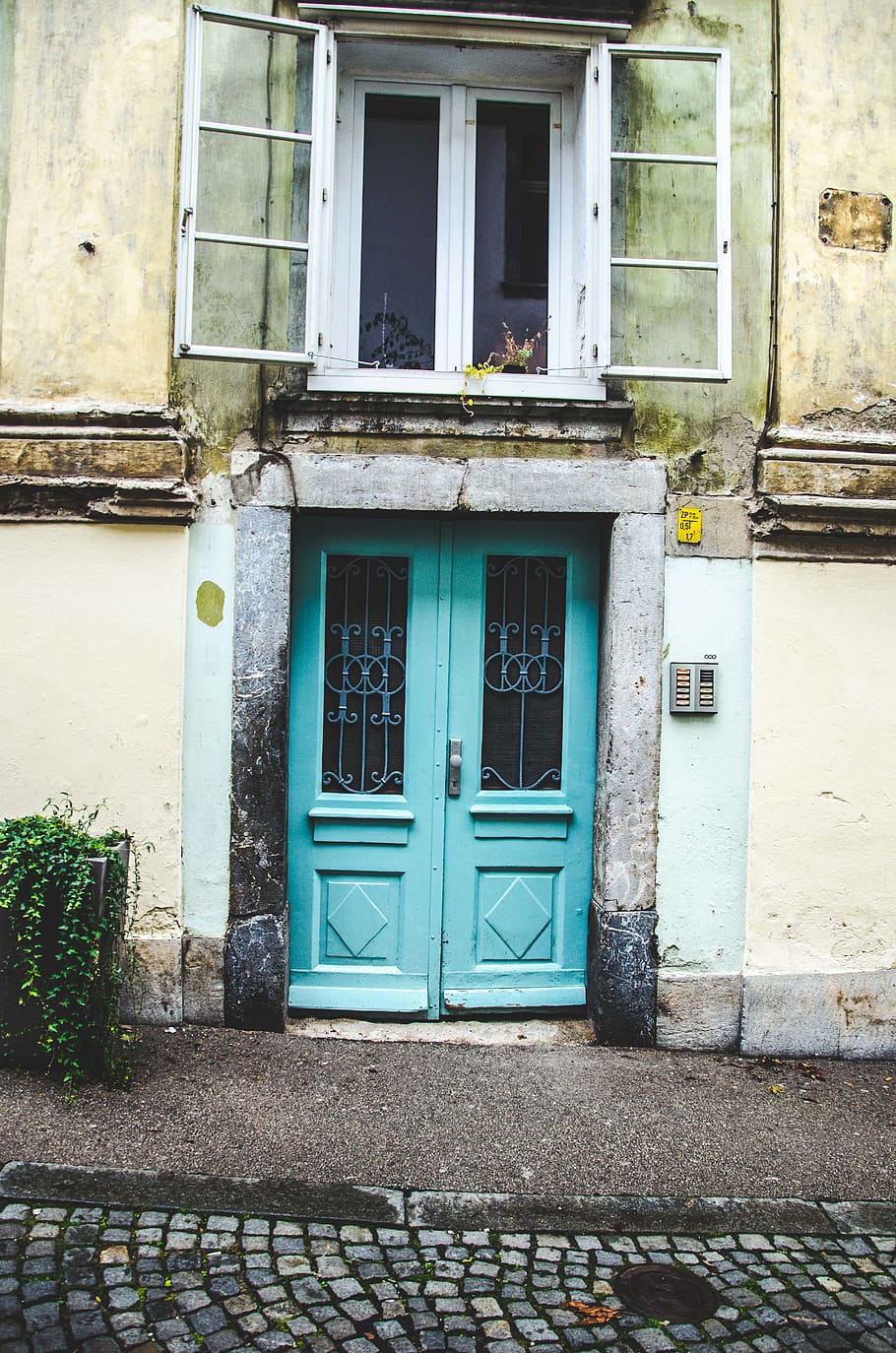 blue door, building exterior, architecture, built structure HD wallpaper