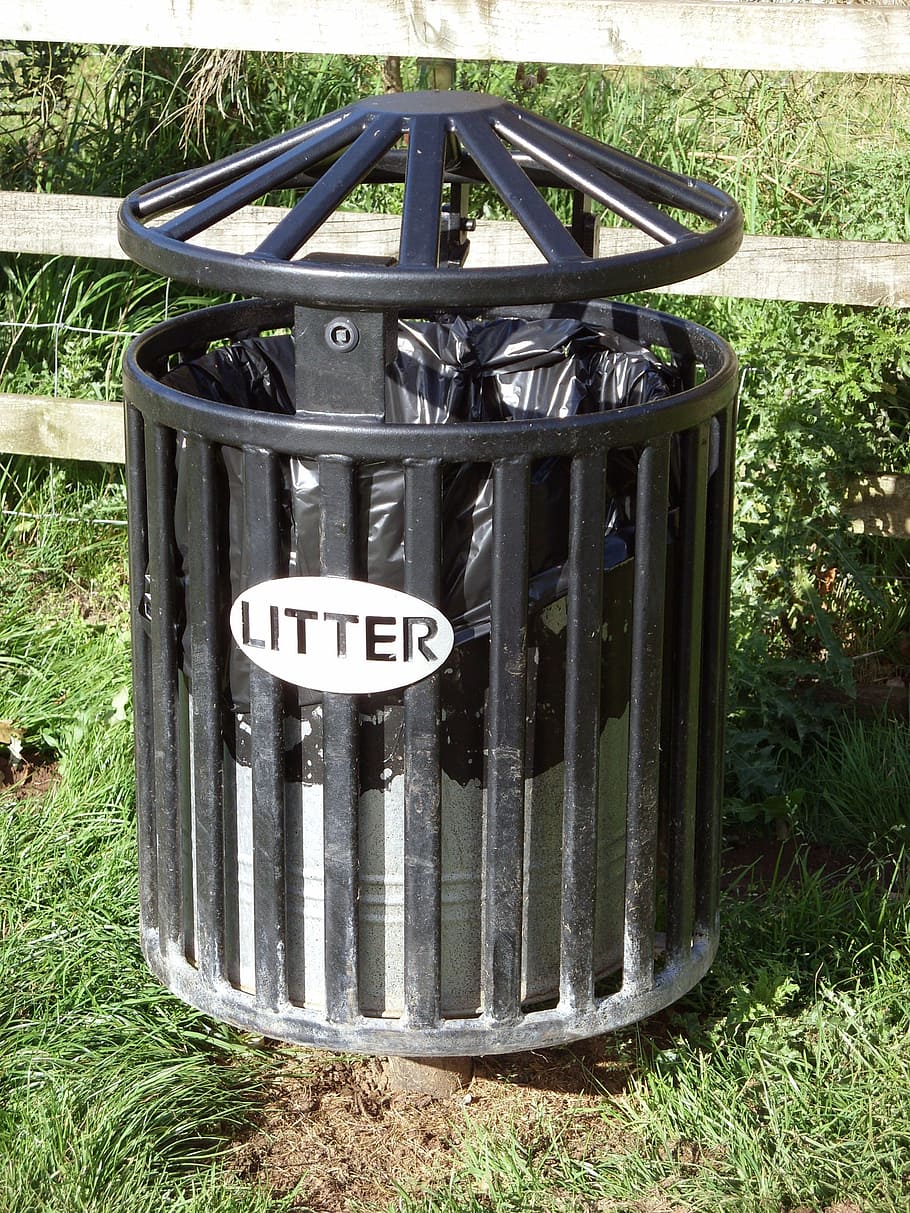 Public litter bin in an urban recreational area, trash, garbage, HD wallpaper