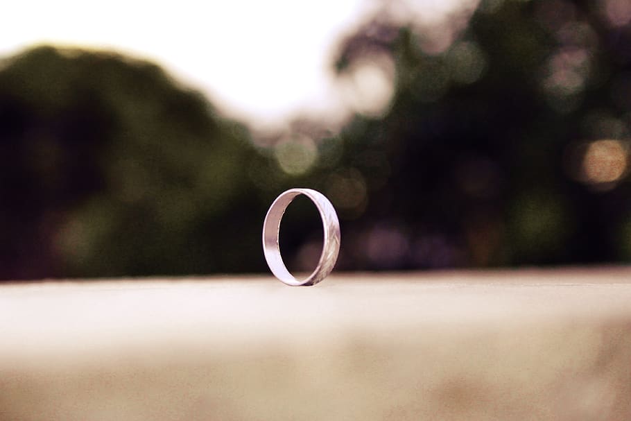 ring, metal, round, brilliant, focus on foreground, selective focus HD wallpaper
