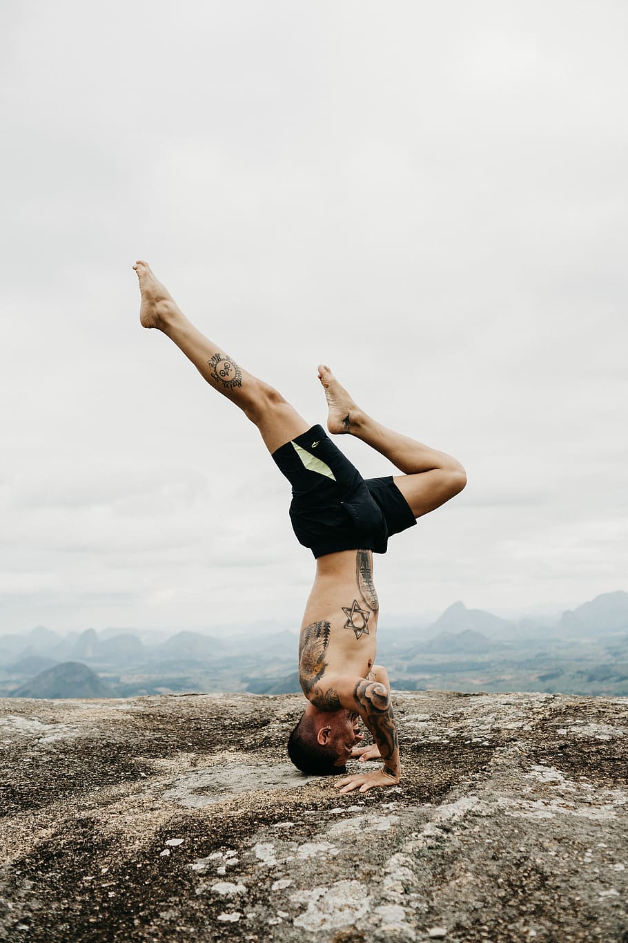 man doing hand stand, sky, full length, mountain, one person HD wallpaper
