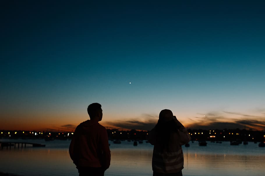 sunset, dusk, blue, red, people, friends, sky, real people HD wallpaper