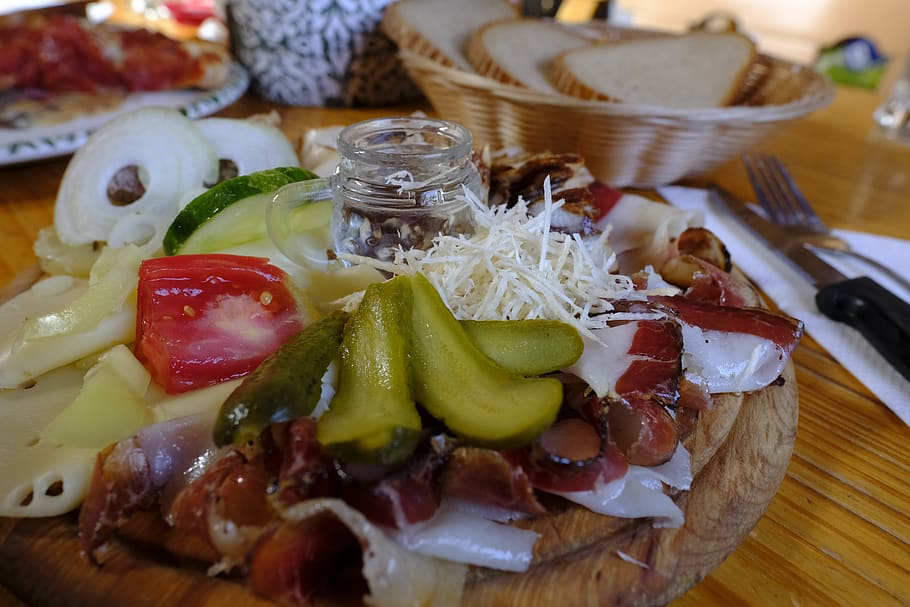 snack, jause, vespers, eat, rest, bacon, fat, cheese, cucumber HD wallpaper