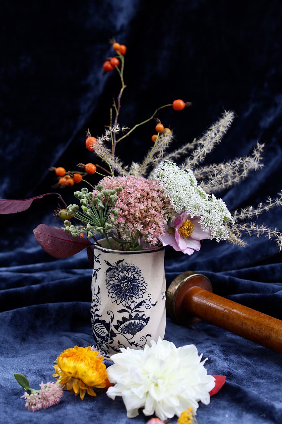 assorted-color flower arrangements, vase, plant, pottery, ikebana HD wallpaper