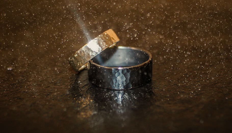 lens flare, buble, ring, wedding, metal, indoors, single object HD wallpaper