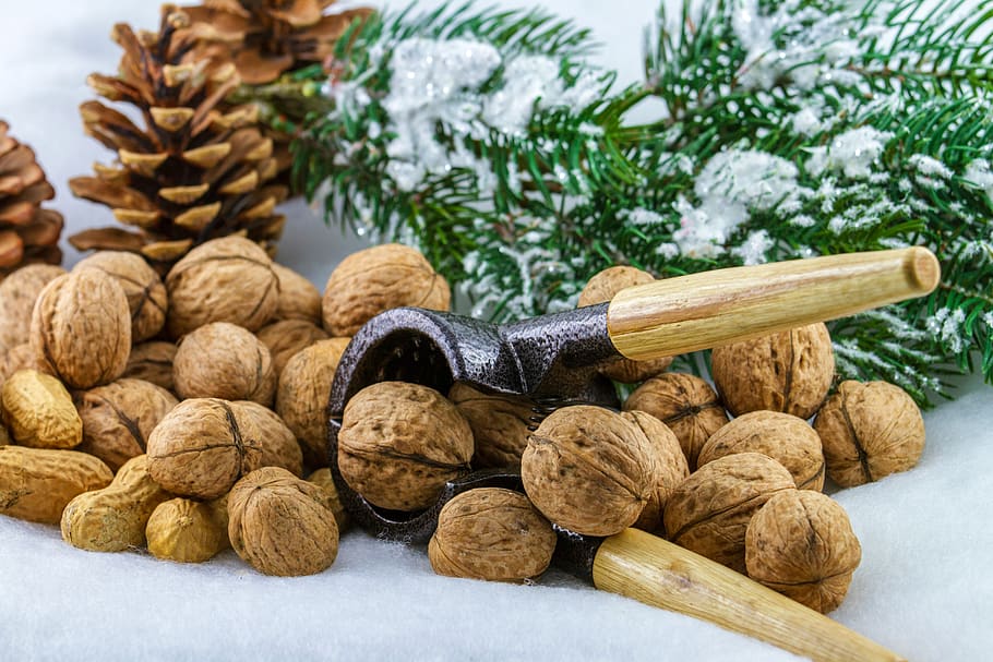 nuts, advent, nutcracker, christmas time, eat, food, walnut, HD wallpaper