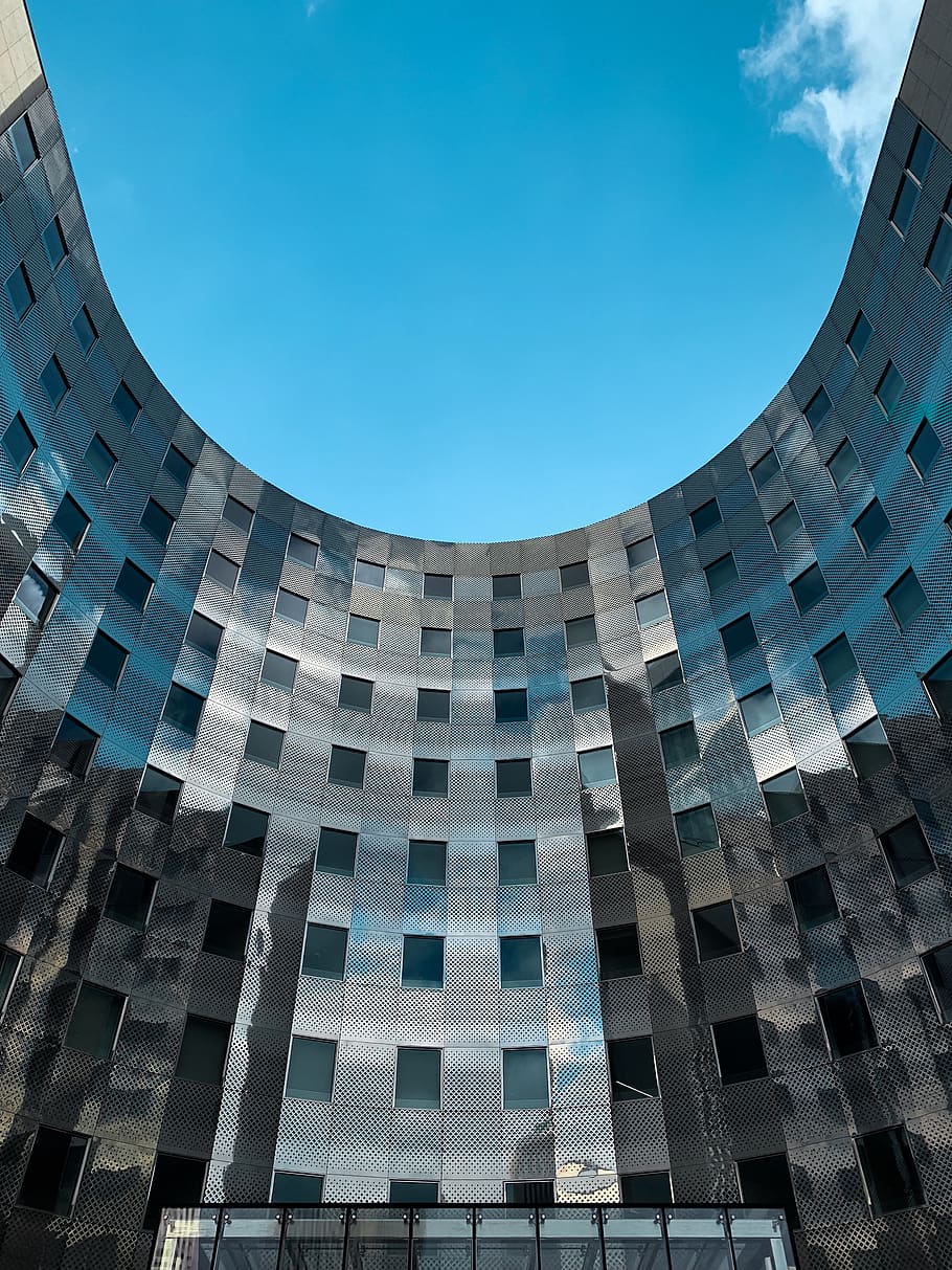 gray building during day, built structure, architecture, building exterior HD wallpaper