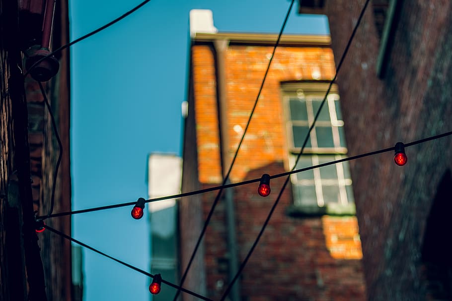 bulbs, sky, street, building, shade, wires, building exterior HD wallpaper