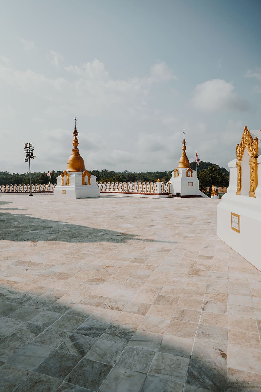 Gold and White Establishment, ancient, architecture, asia, buddha HD wallpaper