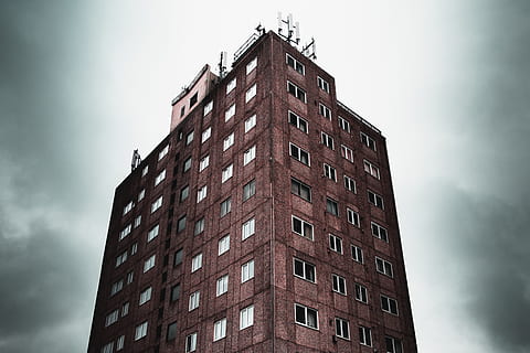 brown concrete building, urban, city, town, high rise, office building HD wallpaper