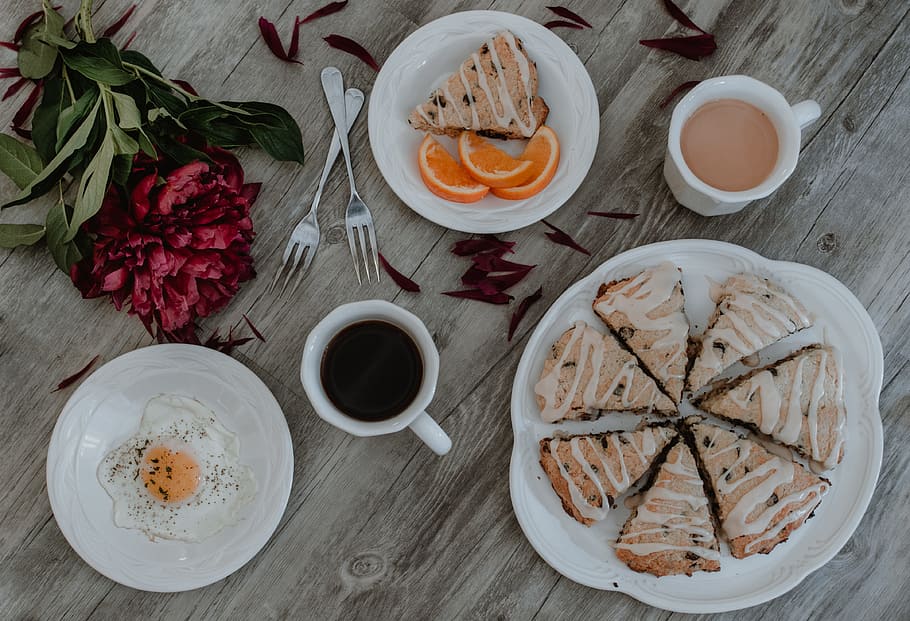 sliced cake and orange fruits, food, table, plate, brunch, coffee HD wallpaper