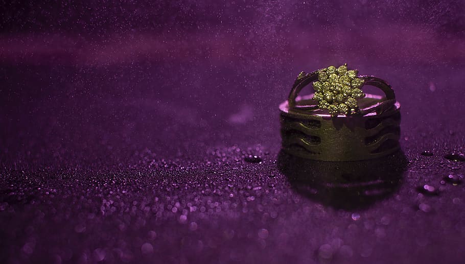 gold-colored ring, purple, no people, selective focus, close-up HD wallpaper